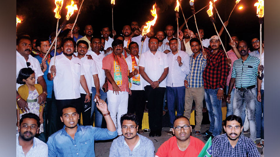 BJP Yuva Morcha activists condemn Minister’s remark