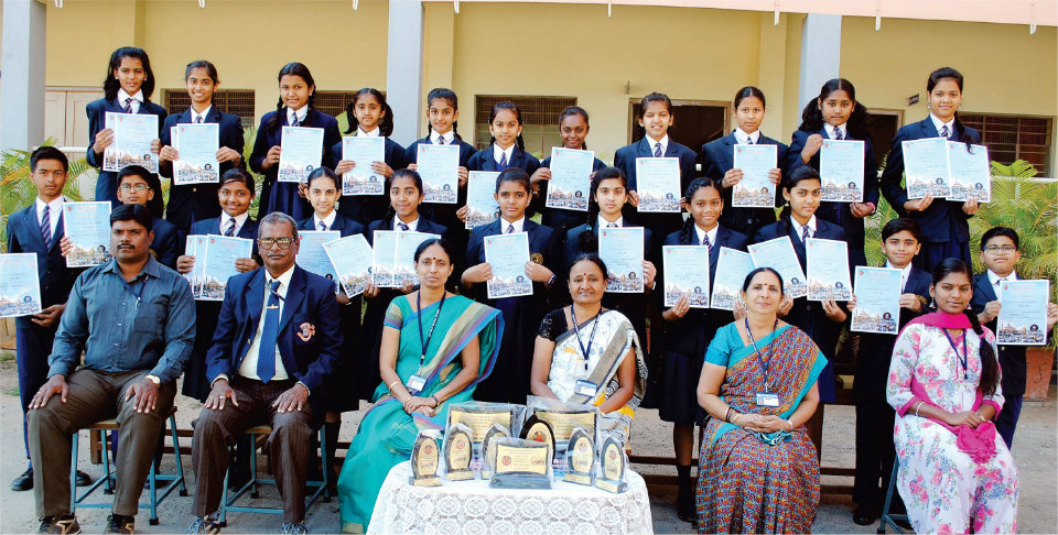 Prize winners of Suttur Jathra contests