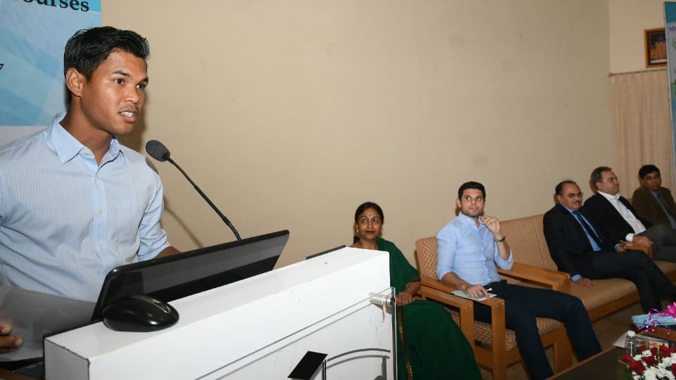 Somdev inaugurates Sports Management course at SDM-IMD