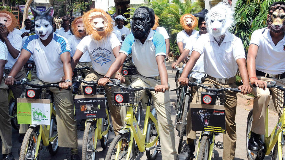 Pravasi Mitras take out cycle rally to save wildlife