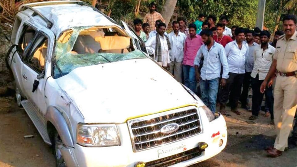 Four from Bengaluru killed in road accident near Hunsur