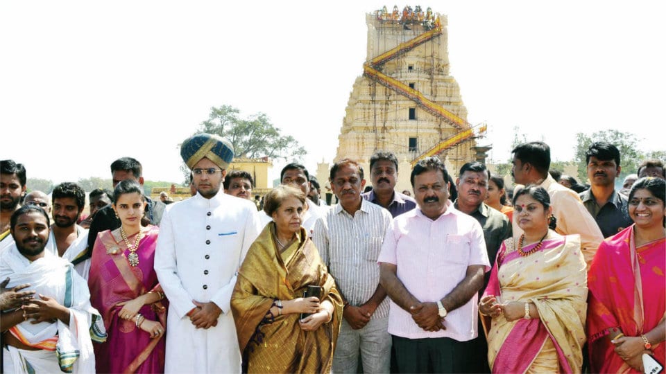 Royal family members witness Kalasha re-installation at Sri Ranganathaswamy Temple