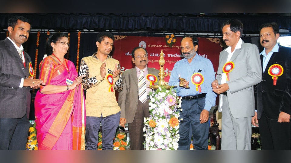 ‘Akashagange’ Inter-College cultural competition held