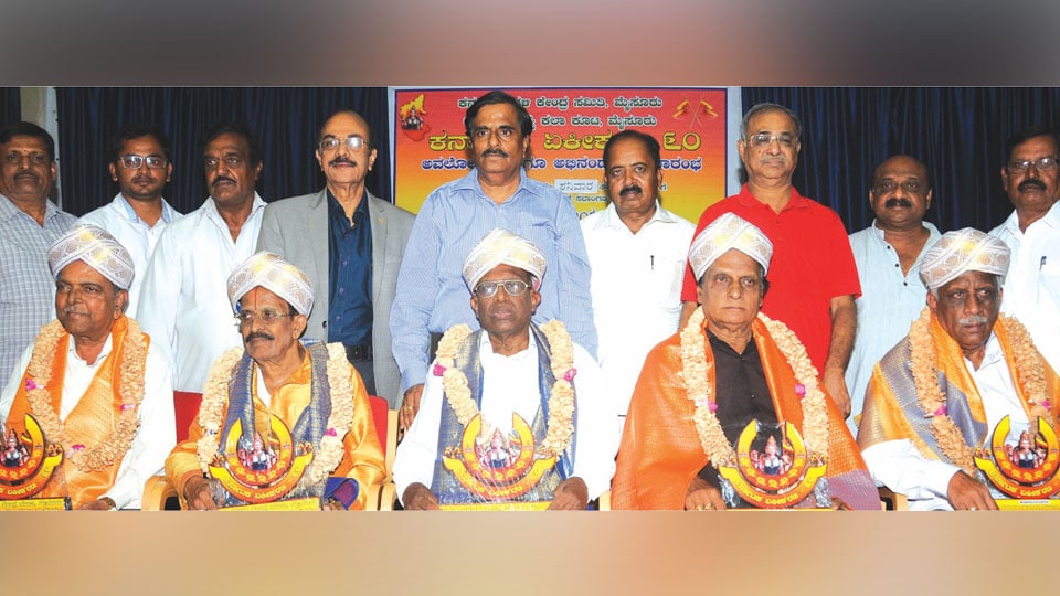 Kannada Chaluvali leaders feted
