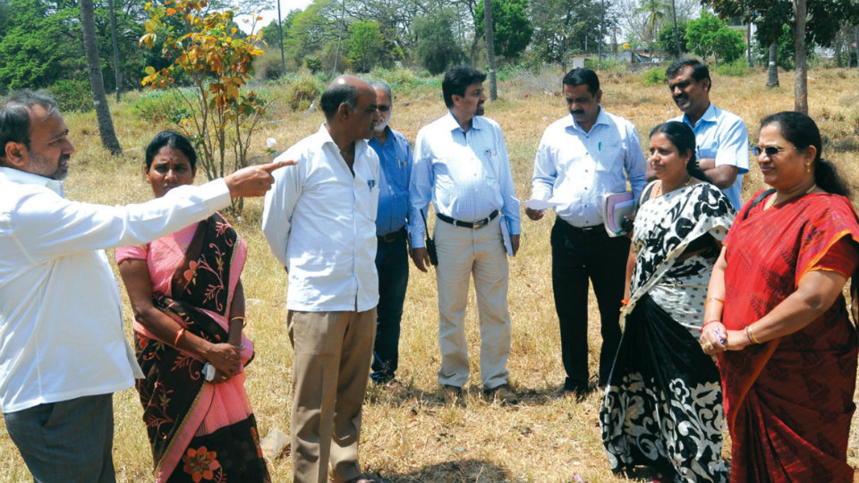 MCC team visits Sewage Farm; inspects stray cowshed location