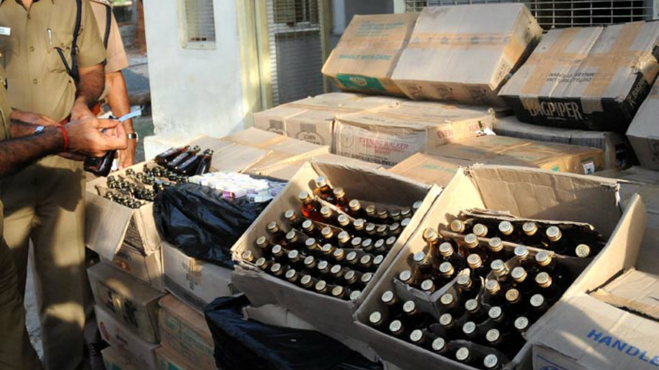 Gundlupet by-poll : Liquor, food seized