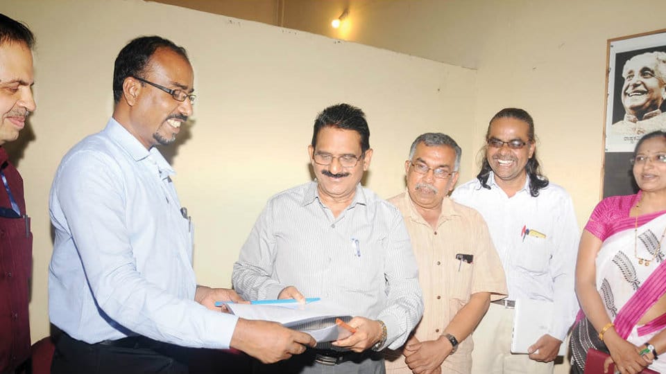 Kannada and Culture ties up with CIIL Kanaja and Bharatavani websites interlinked