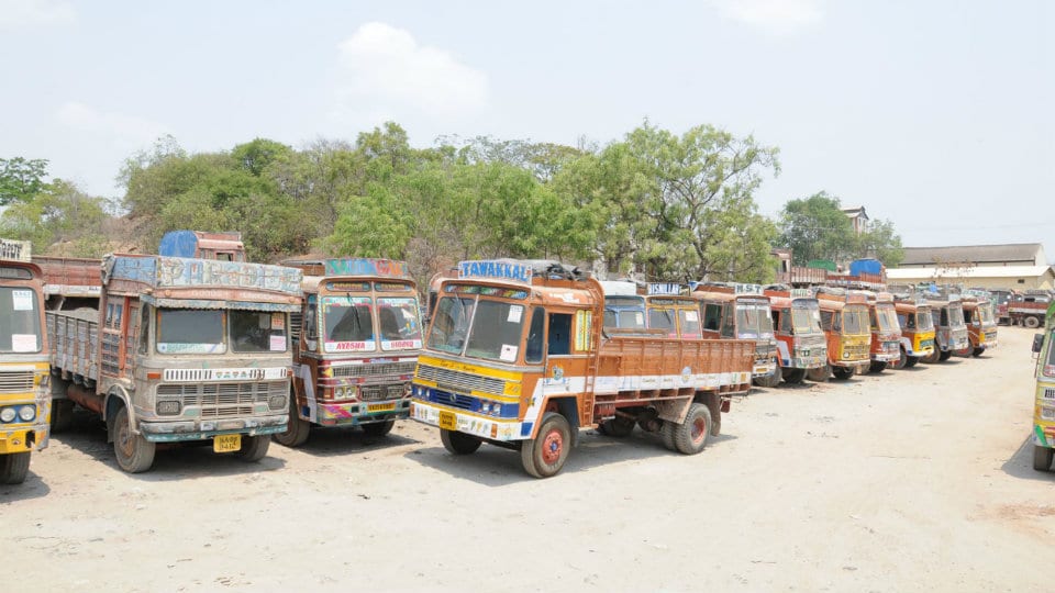 Lorry owners urge District Minister to waive off six-month taxes