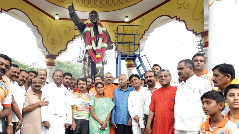H.V. Rajeev Balaga’s 150th cleanliness drive  launched at Ambedkar Park