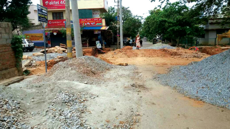 Srirampura residents still waiting for motorable roads