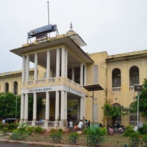 Premature infant dies at Cheluvamba Hospital