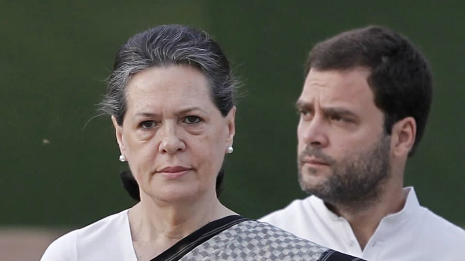 BJP’s image dims with economic disruption; Rahul’s image glows with US tour. This is Sonia’s chance to score big