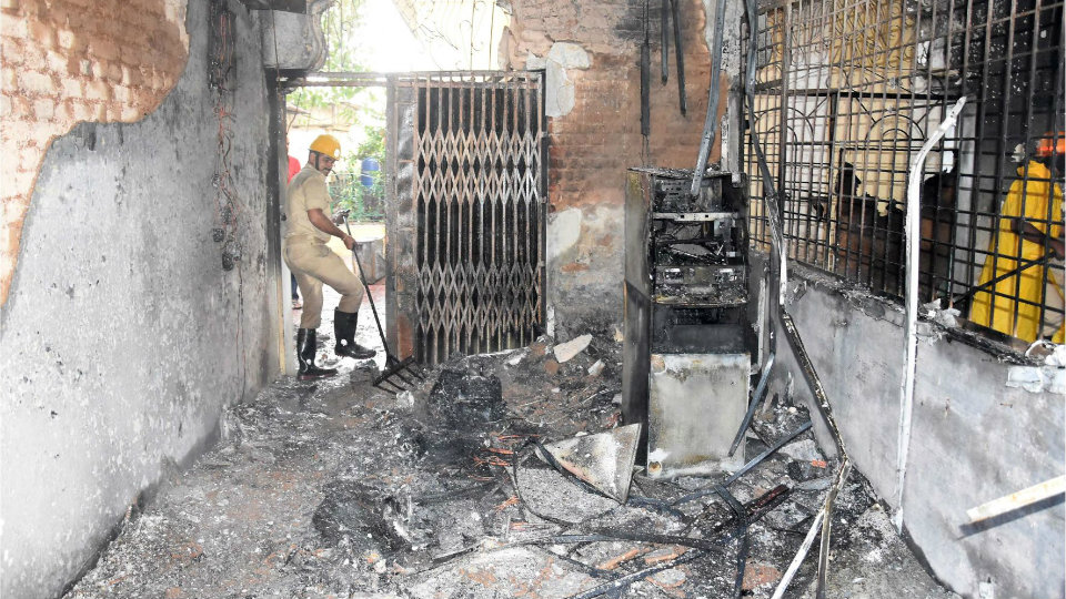 ATM Fire Mishap: Only 6 currency notes of Rs. 100 were burnt