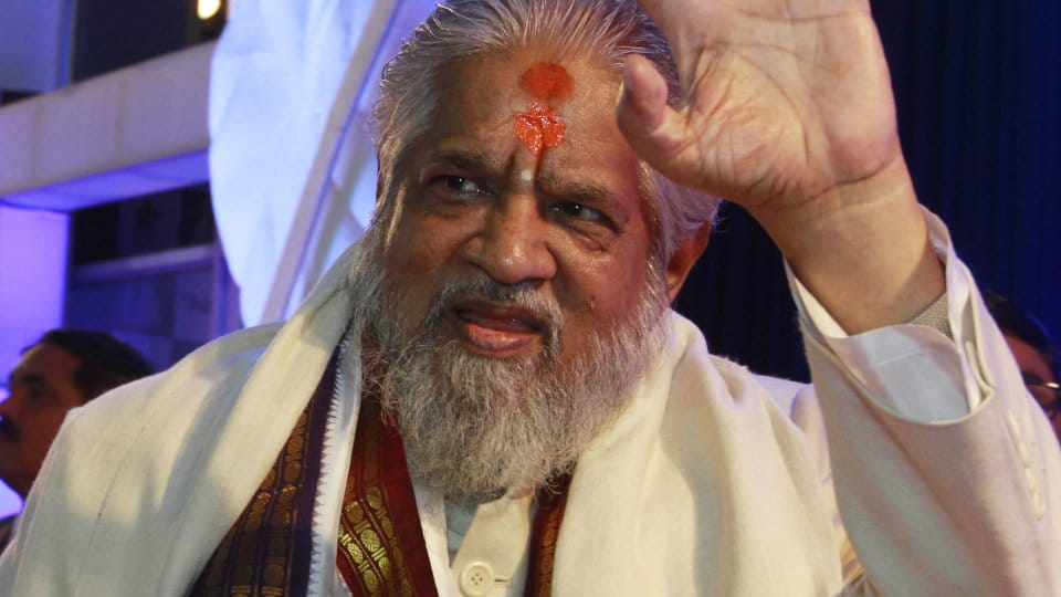 Controversial Godman Chandraswami dies