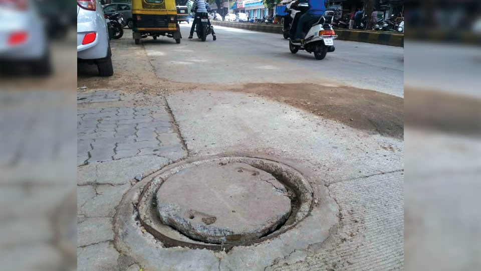 Manhole posing danger on Chamaraja Double Road