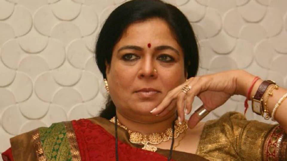 Reema Lagoo Bollywoods Favourite Mom Dies Of Cardiac Arrest Star Of Mysore 