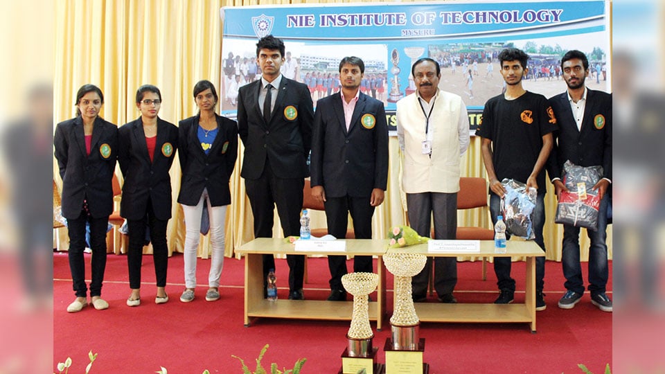 NIEIT VTU honours talented sportspersons