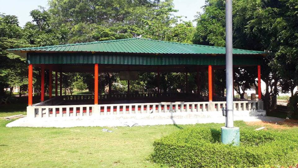 Gazebo, garden inaugurated at Vijayanagar First Stage Park