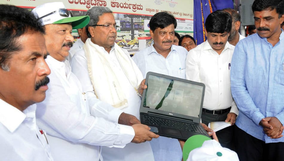 CM launches ‘Digital Display Screen’ in city