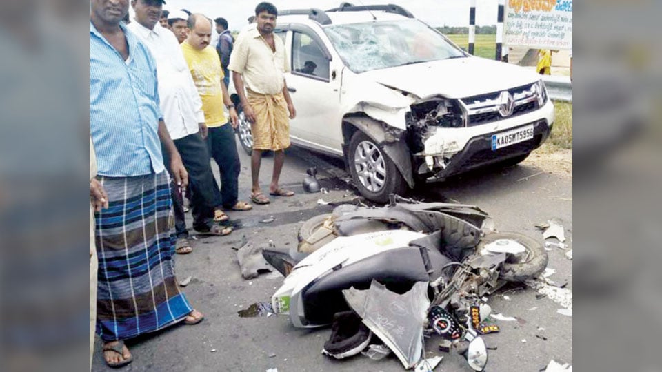 Two Infosys employees killed in road accident