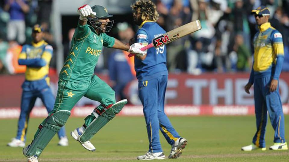 Champions Trophy: Sarfraz Ahmed steers Pakistan to victory