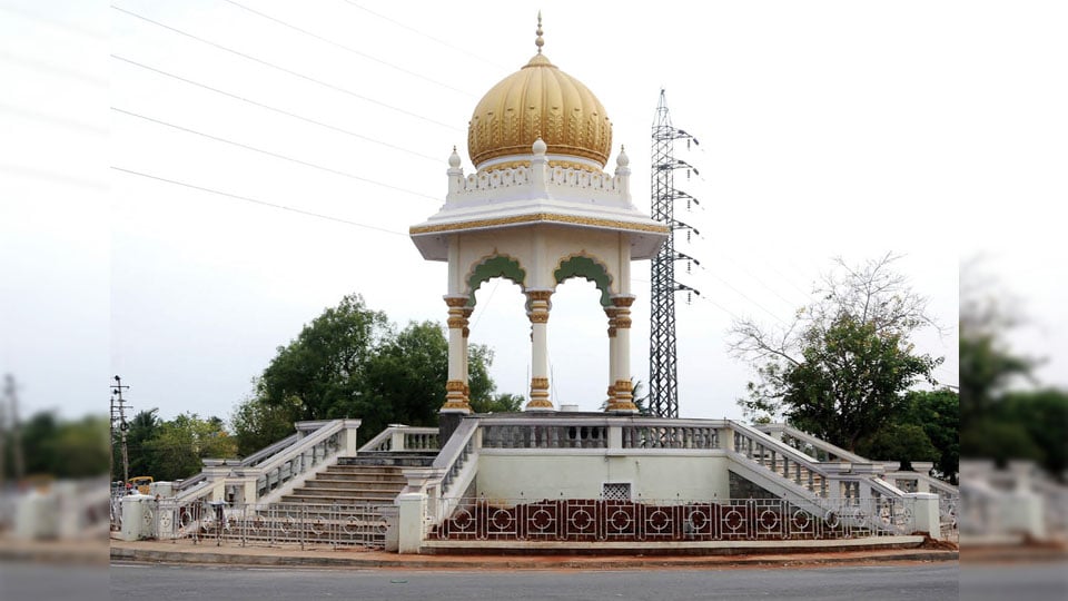 Ramakrishna Paramahamsa statue to be installed at Ramakrishnanagar Circle