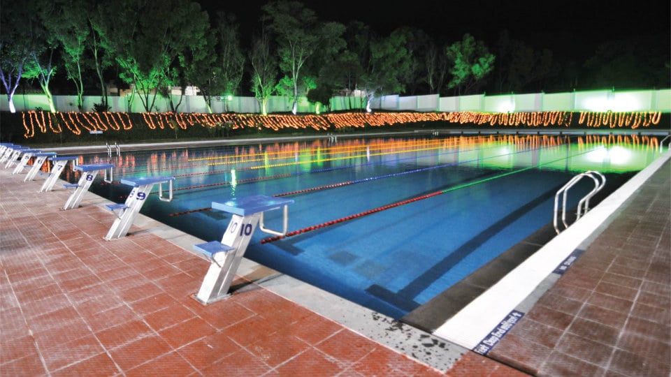 Chief Minister inaugurates world-class swimming pool at Chamundi Vihar Stadium