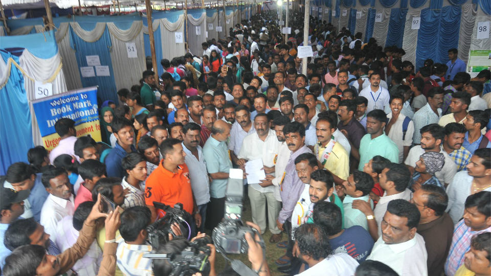 Over 5,000 youths attend Mega Job Mela in city