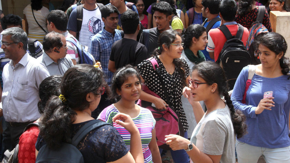 All Govt. Degree Colleges to commence classes at 9 am from Aug. 1