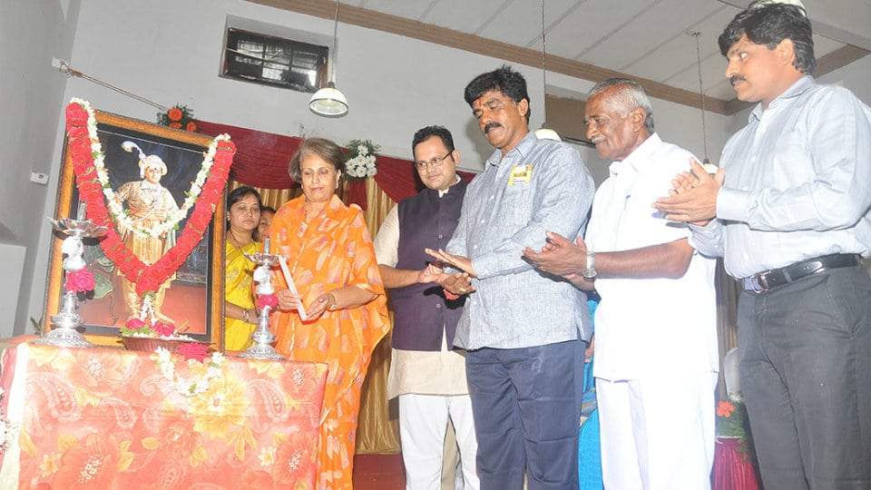 City celebrates Jayachamaraja Wadiyar’s 98th birth anniversary