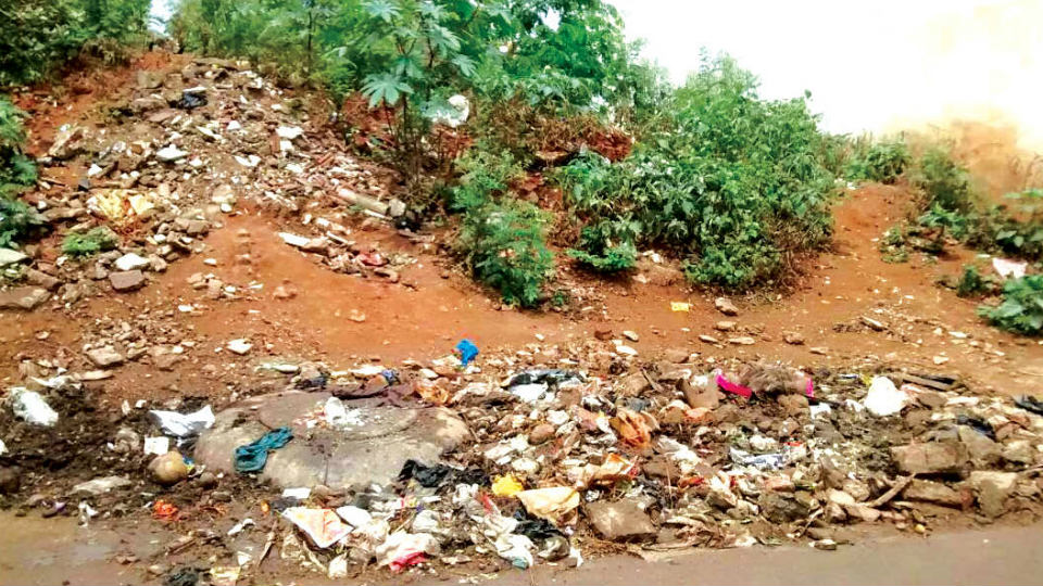 Remove debris dumped near Shankar Nursing Home in Kesare