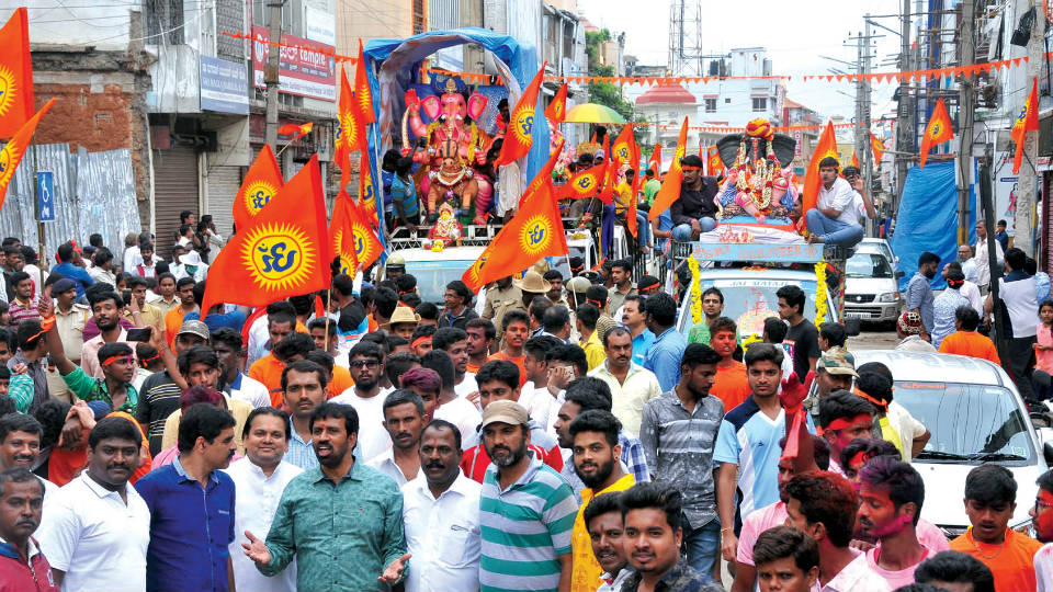 Mass immersion of Ganesha idols in city