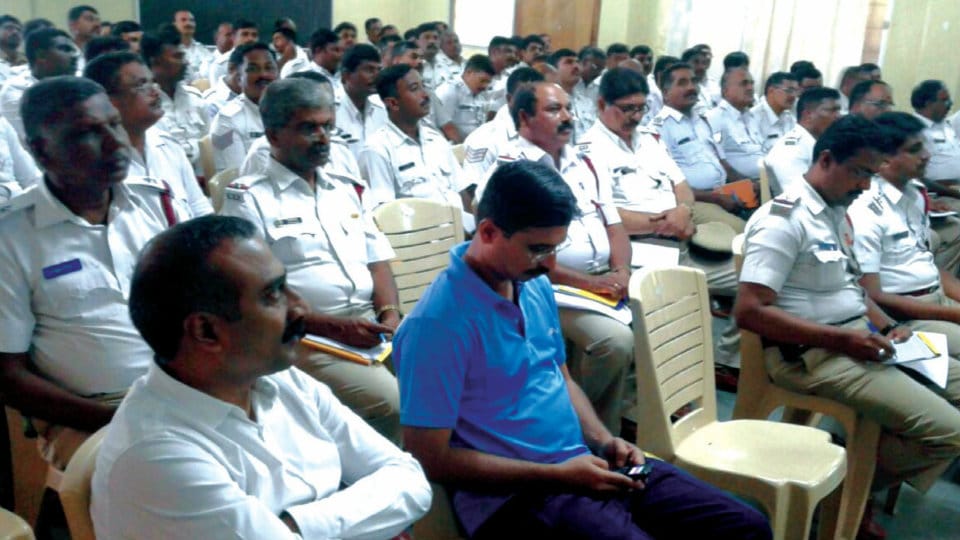 City Traffic Cops get first-aid training