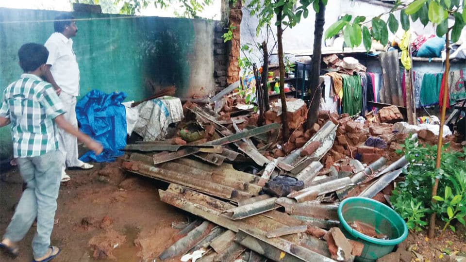 Wall collapse: Downpour claims one life; City records 156 mm rains