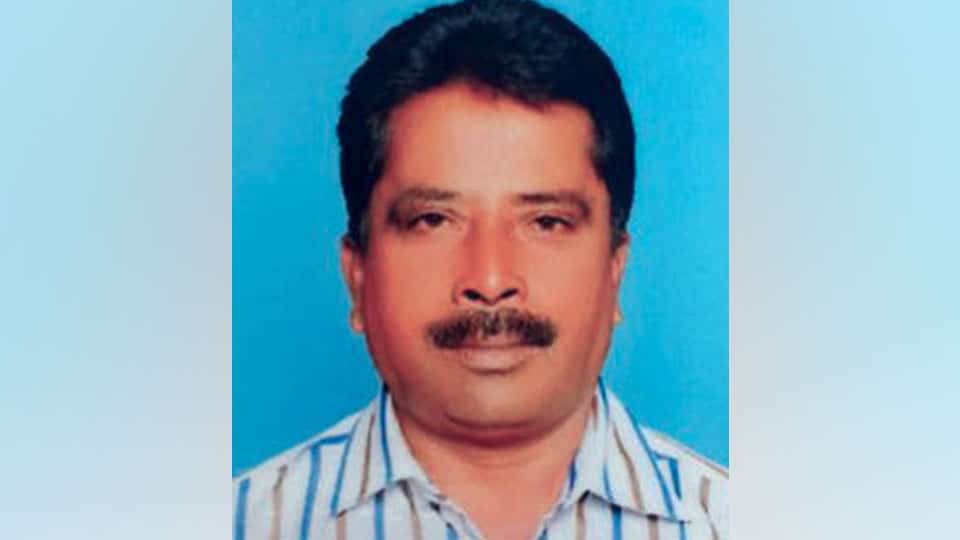 Yelwal Revenue Inspector passes away