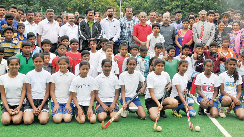 15th Maj. Dhyanchand Hockey Tournament begins in city