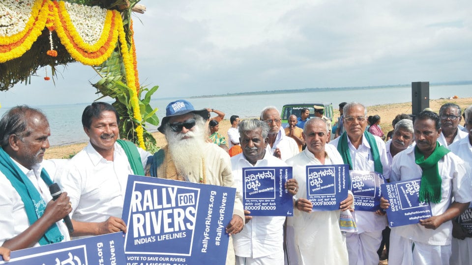 Rally for Rivers Sadhguru arrives in Mysuru
