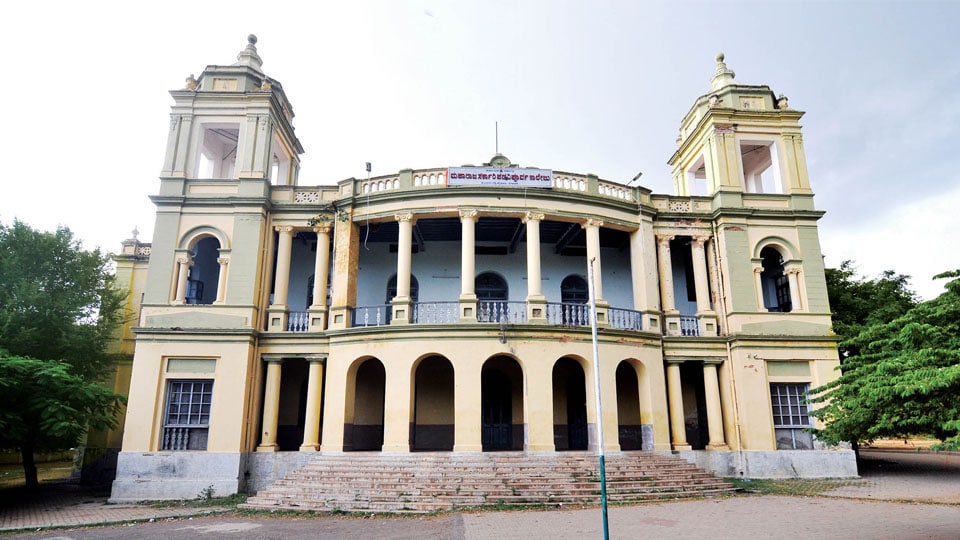 Govt. approves Rs. 4 crore fund to renovate Maharaja High School, PU College