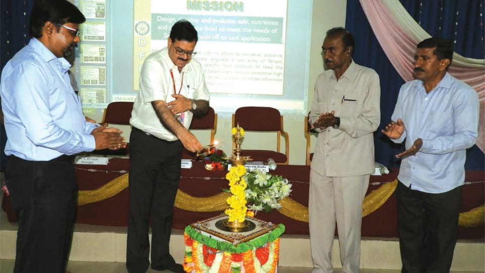 DFRL Director inaugurates Science Club activity