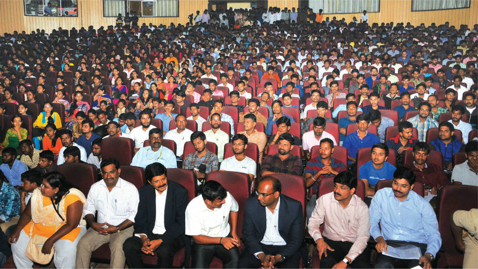 Dasara ‘Yuva Anveshane’ proves a great hit among youths