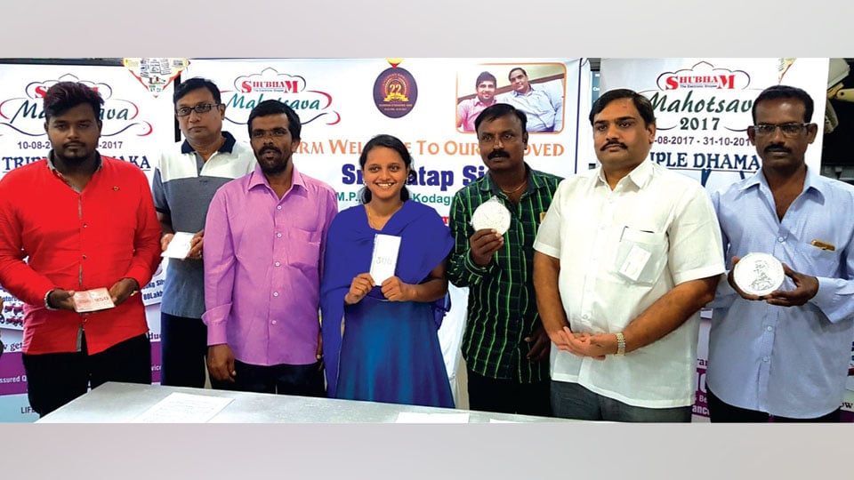 Shubham Mahotsava: Half kg silver distributed to lucky customers