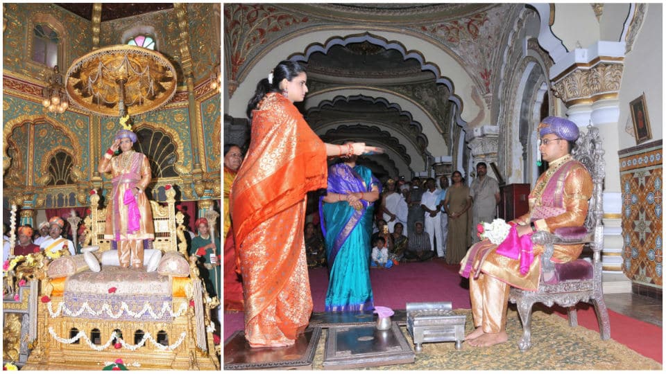 Khas Durbar begins at Mysore Palace