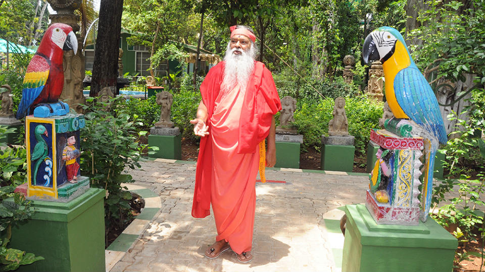 Pujas, concerts, felicitations to mark 76th birthday of Sri Ganapathy Swamiji