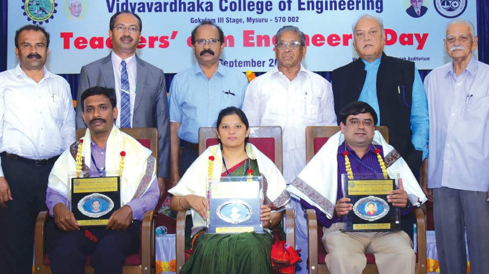 Felicitations mark Teacher’s Day celebrations: Vidyavardhaka College of Engineering (VVCE)