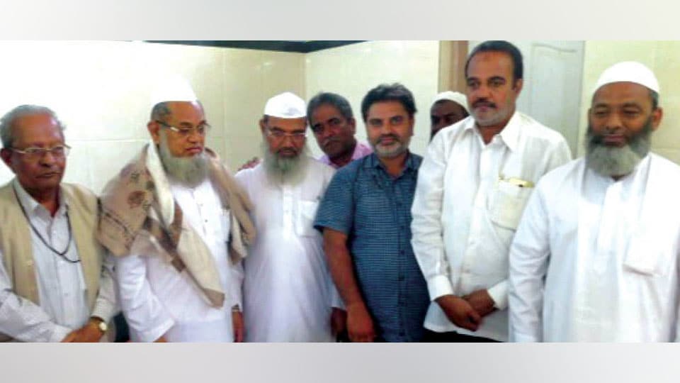 Newly elected Ameer-e-Shariath-3 visits city