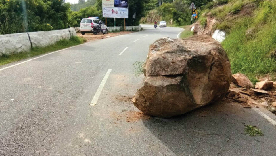 Boulder rolls down Chamundi Hill; tragedy averted
