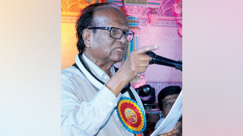 Kannada Sammelana Chief lashes out at Ananth Kumar