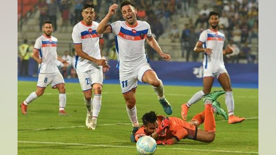 Mumbai City downs Goa 2-1 in a keenly contested tie