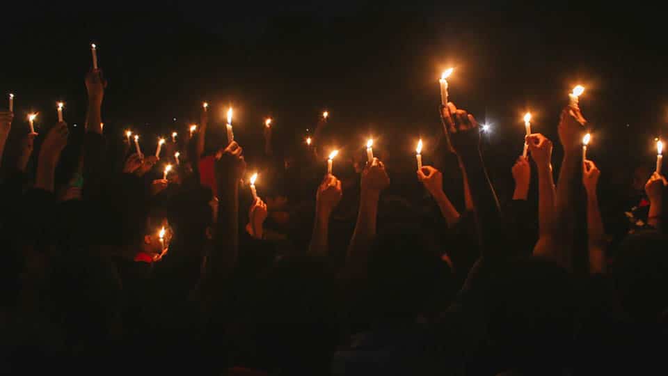 Candle-light procession for Indira