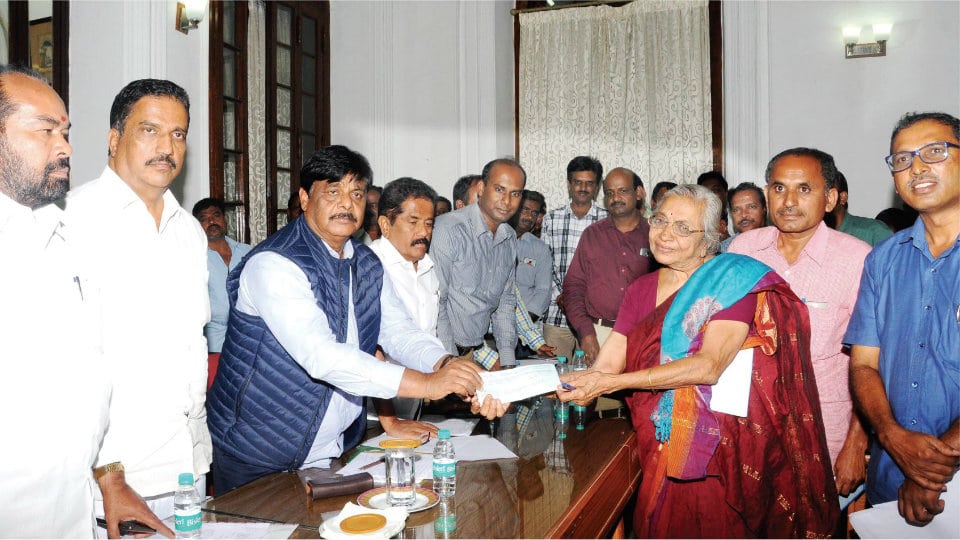 83rd Akhila Bharata Kannada Sahitya Sammelana: District Minister tells groups to bury hatchet and make Literature Fest a success